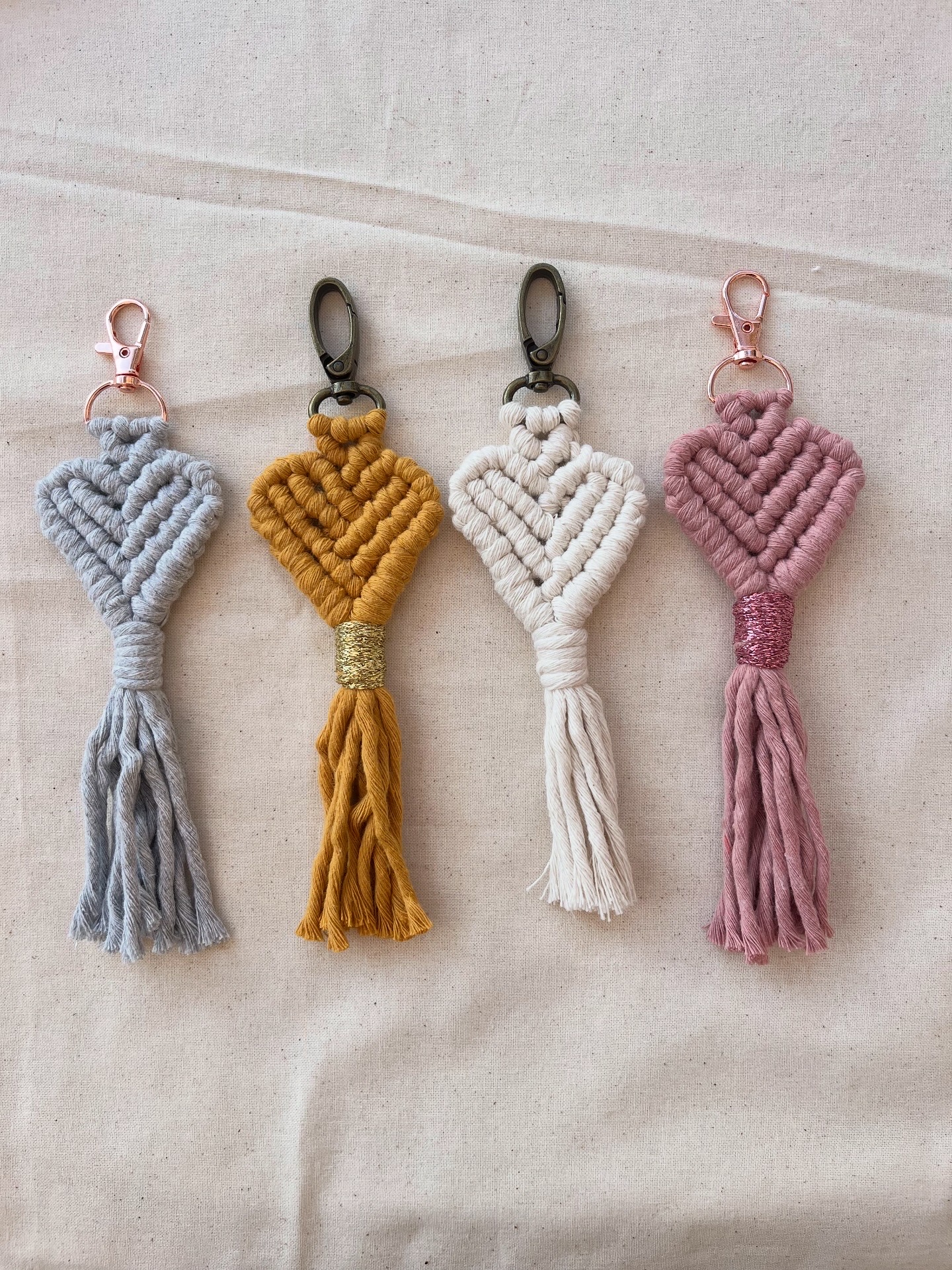 1AEC657A-697C-4F2B-BC76-F96BCC269FF5